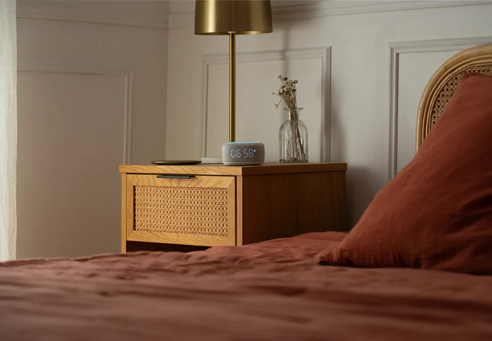 Soft pulsing light for breathing exercises and relaxation